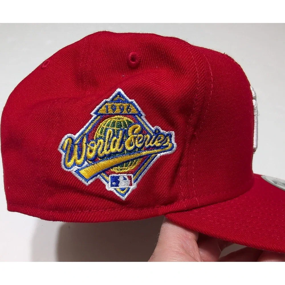 NEW ERA New York Yankees 9Fifty Hat Puerto Rico Maldito Coqui Gedo Oritz Red